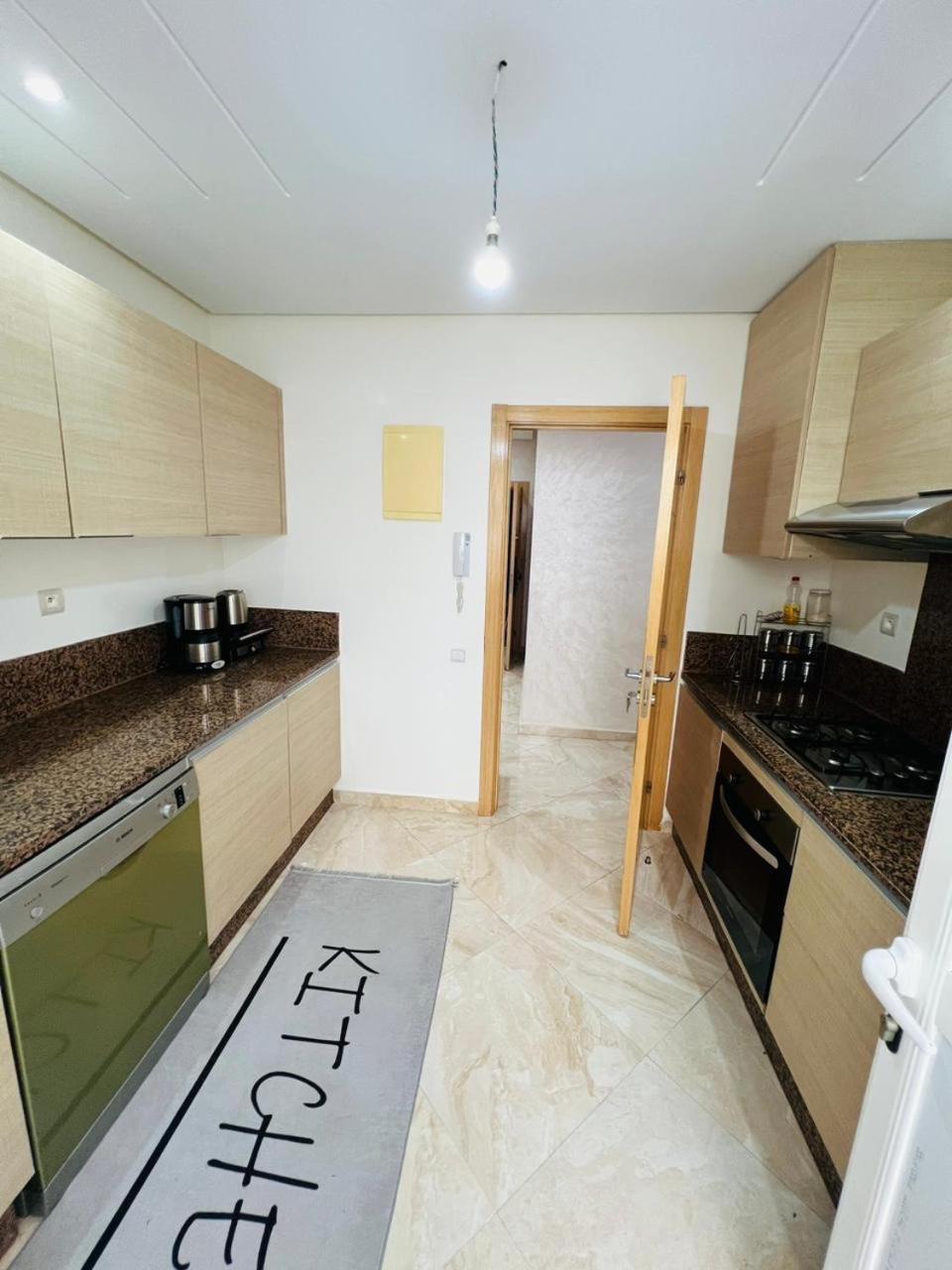 Superbe Appartement En Residence Balneaire Bouznika Esterno foto