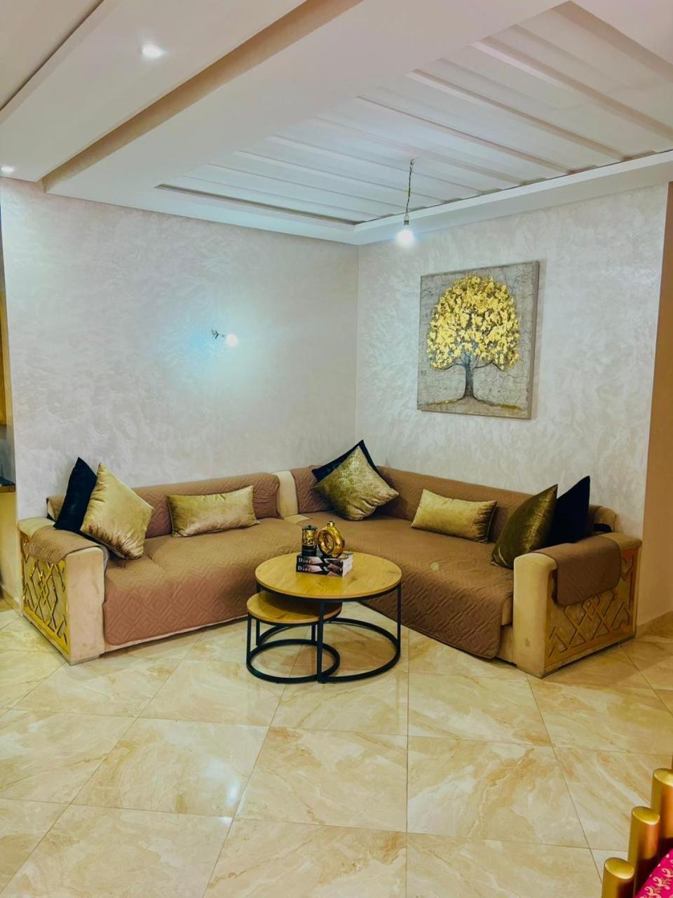 Superbe Appartement En Residence Balneaire Bouznika Esterno foto
