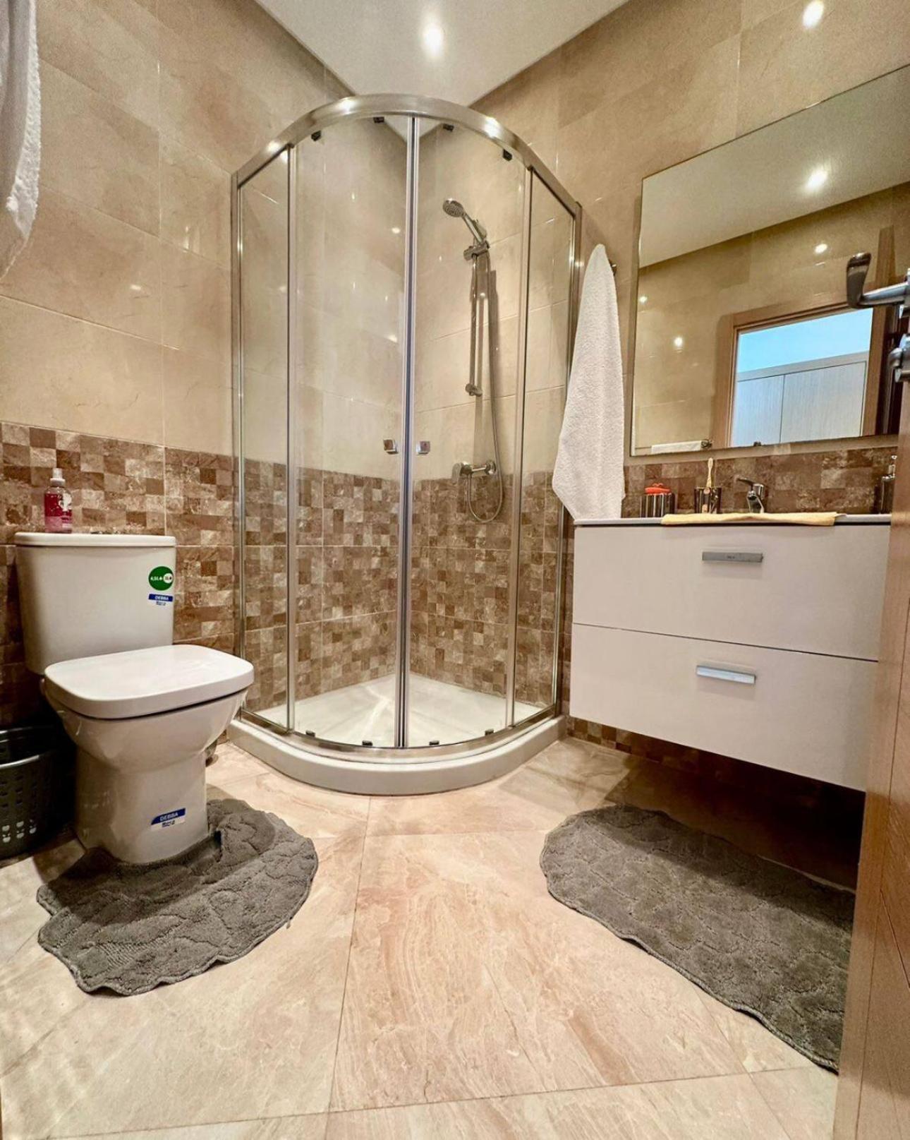 Superbe Appartement En Residence Balneaire Bouznika Esterno foto
