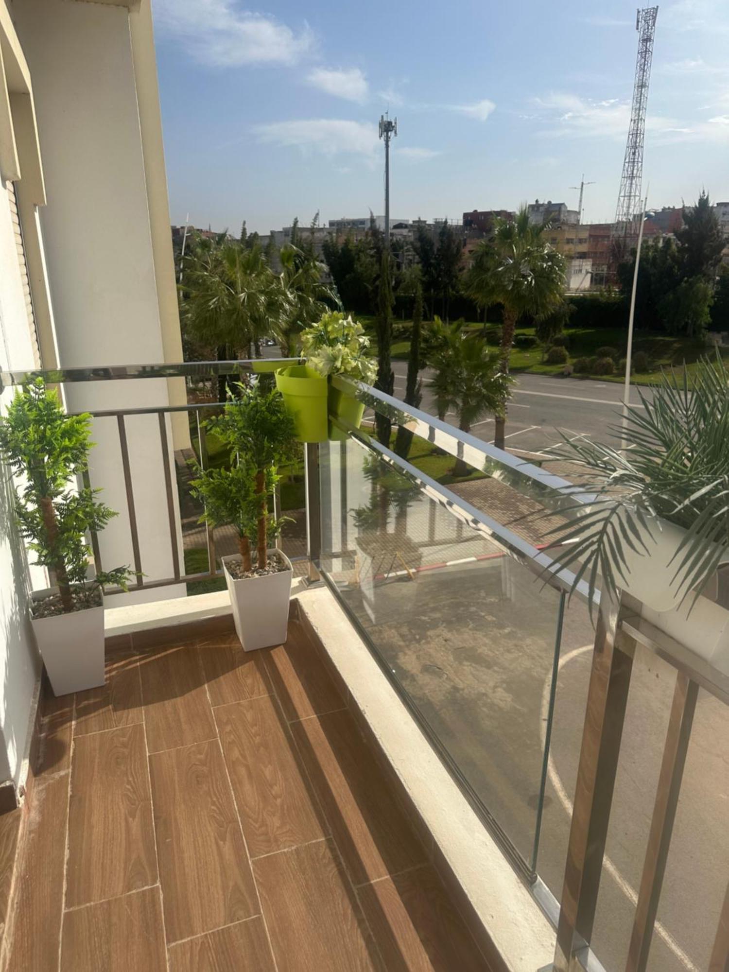 Superbe Appartement En Residence Balneaire Bouznika Esterno foto